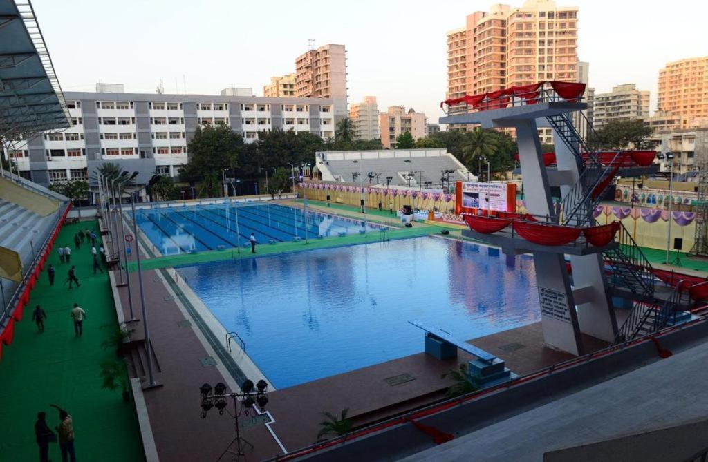 Country Inn & Suites By Turtle Mumbai Exterior photo