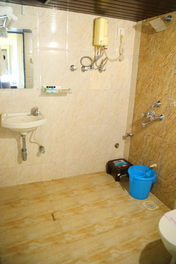 Country Inn & Suites By Turtle Mumbai Exterior photo